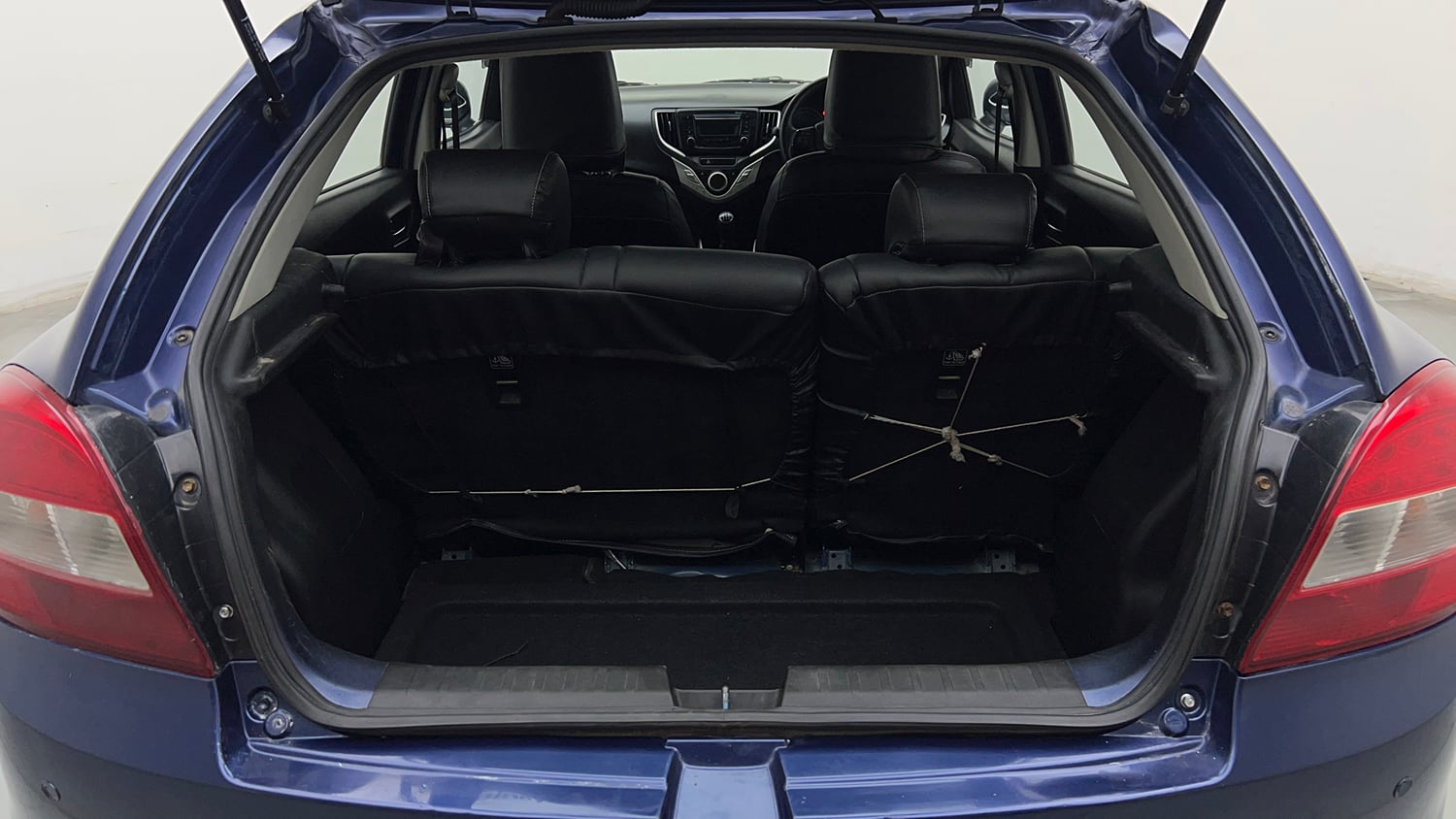 Used 2018 Maruti Suzuki Baleno Delta 1.2 Petrol Manual interior DICKY INSIDE VIEW