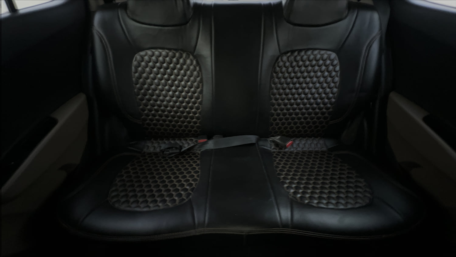 Used 2019 Hyundai Grand i10 Sportz 1.2 Kappa VTVT Petrol Manual interior REAR SEAT CONDITION VIEW
