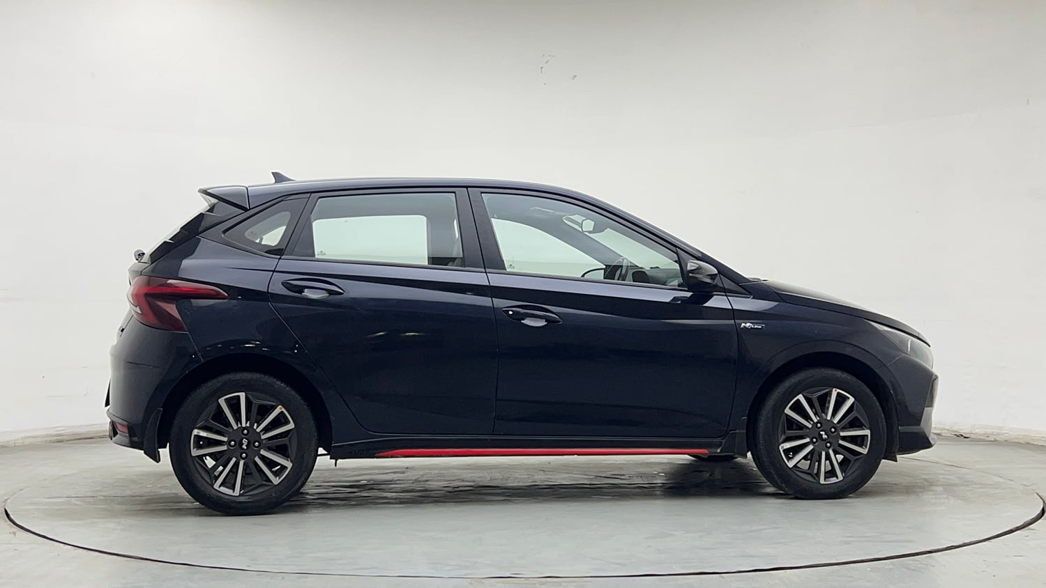 Used 2022 Hyundai i20 N Line N8 1.0 Turbo DCT Petrol Automatic exterior RIGHT SIDE VIEW