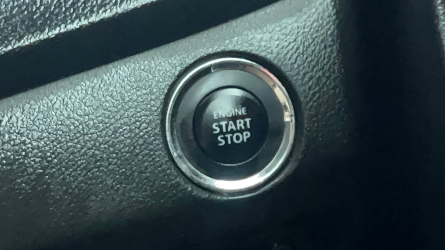 Used 2018 Maruti Suzuki Baleno Zeta 1.2 Petrol Manual top_features Keyless start