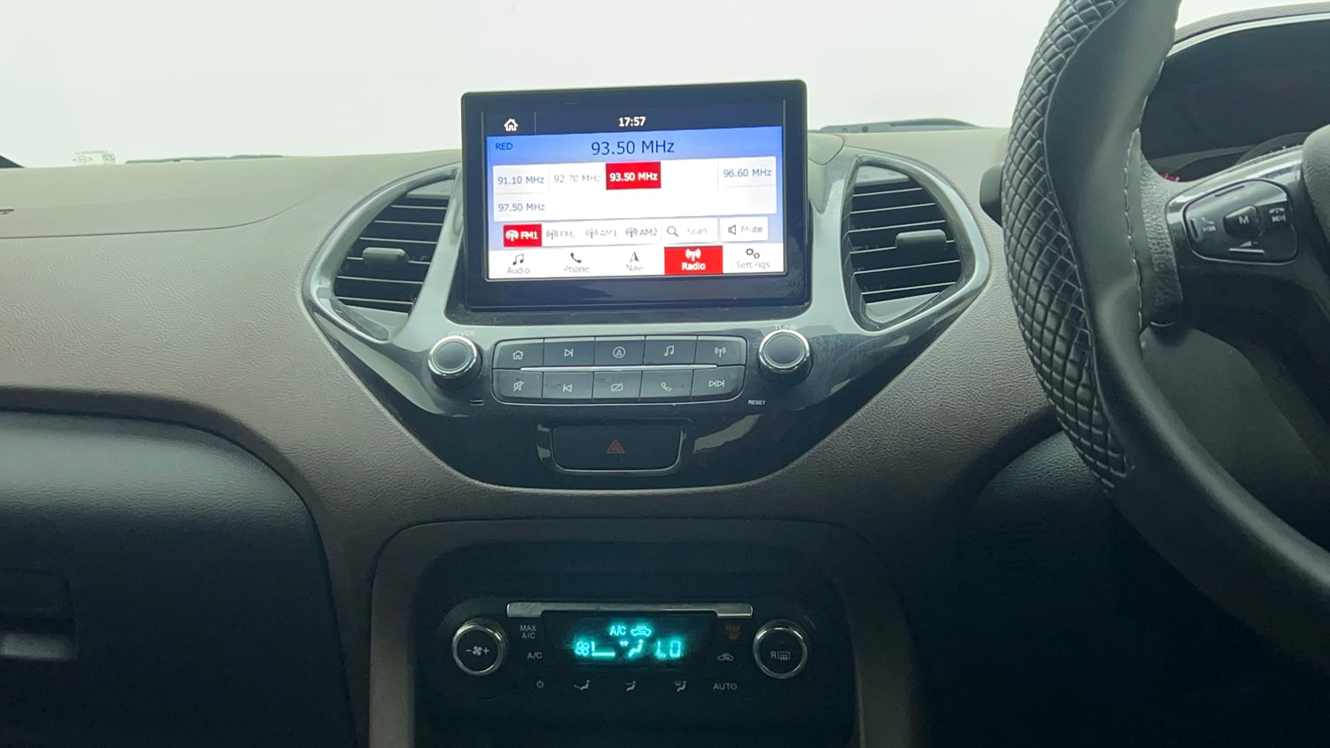 Used 2018 Ford Freestyle Titanium 1.2 Ti-VCT Petrol Manual top_features Integrated (in-dash) music system