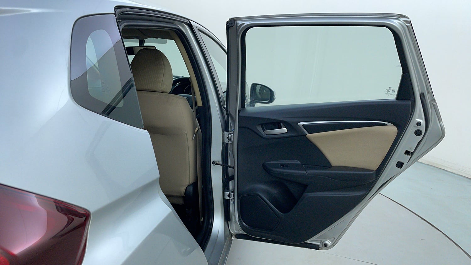 Used 2015 Honda Jazz V AT Petrol Petrol Automatic interior RIGHT REAR DOOR OPEN VIEW
