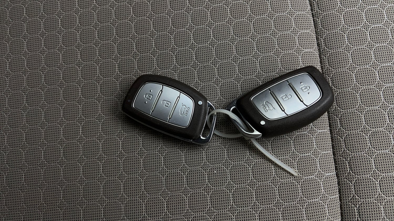 Used 2017 Hyundai Elite i20 Asta 1.2 (O) Petrol Manual extra CAR KEY VIEW