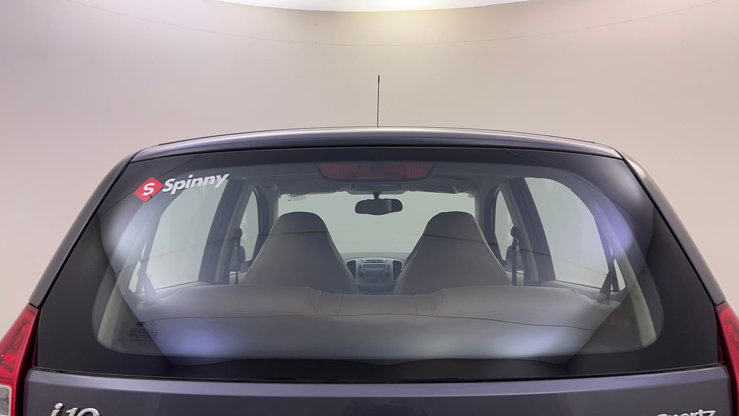 Used 2015 Hyundai i10 Sportz 1.1 iRDE2 Petrol Manual exterior BACK WINDSHIELD VIEW