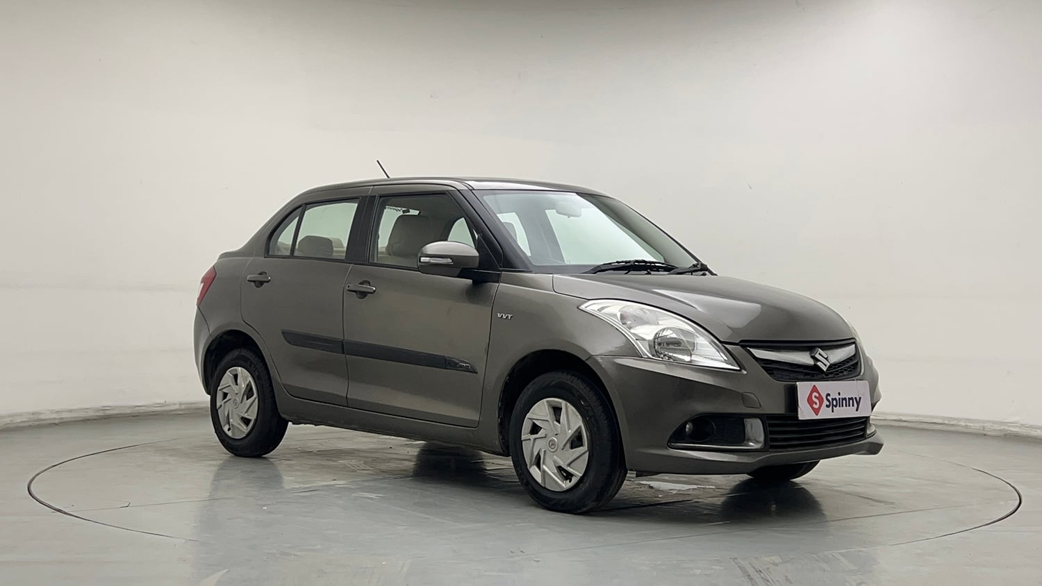 Used 2015 Maruti Suzuki Swift Dzire VXI Petrol Manual exterior RIGHT FRONT CORNER VIEW