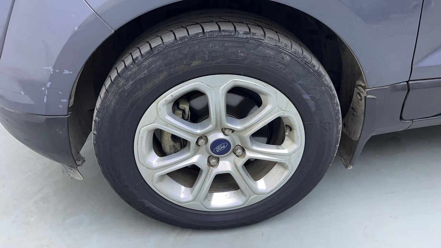 Used 2019 Ford EcoSport Titanium + 1.5L Ti-VCT AT Petrol Automatic tyres LEFT FRONT TYRE RIM VIEW