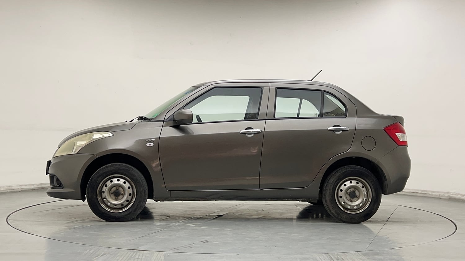 Used 2015 Maruti Suzuki Swift Dzire LXI (O) Petrol Manual exterior LEFT SIDE VIEW