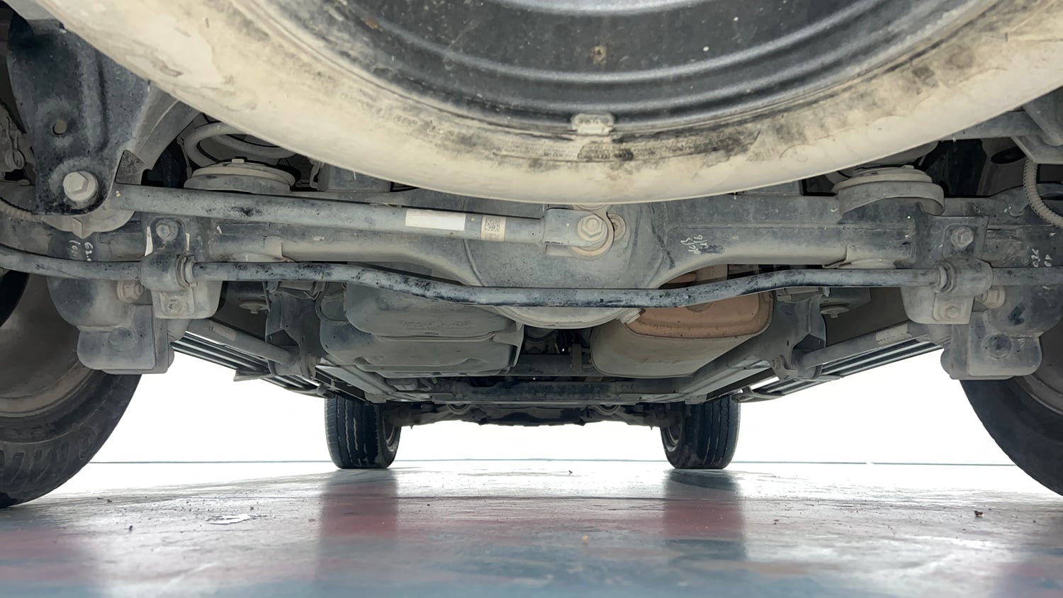 Used 2022 Mahindra Scorpio N Z8 L Petrol AT 7 STR Petrol Automatic extra REAR UNDERBODY VIEW (TAKEN FROM REAR)