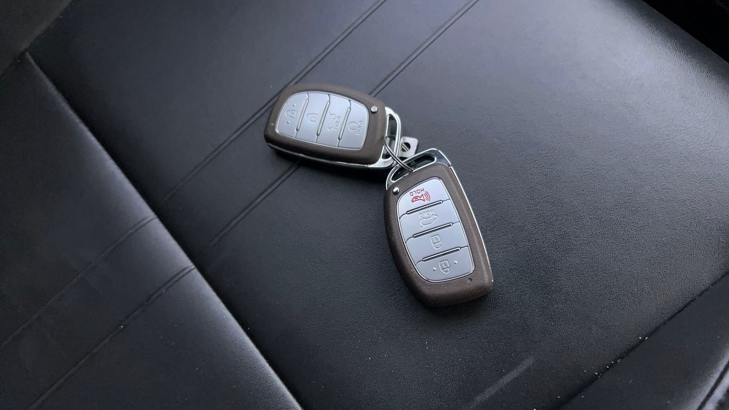 Used 2023 Hyundai Venue N-Line N6 DCT Dual Tone Petrol Automatic extra CAR KEY VIEW