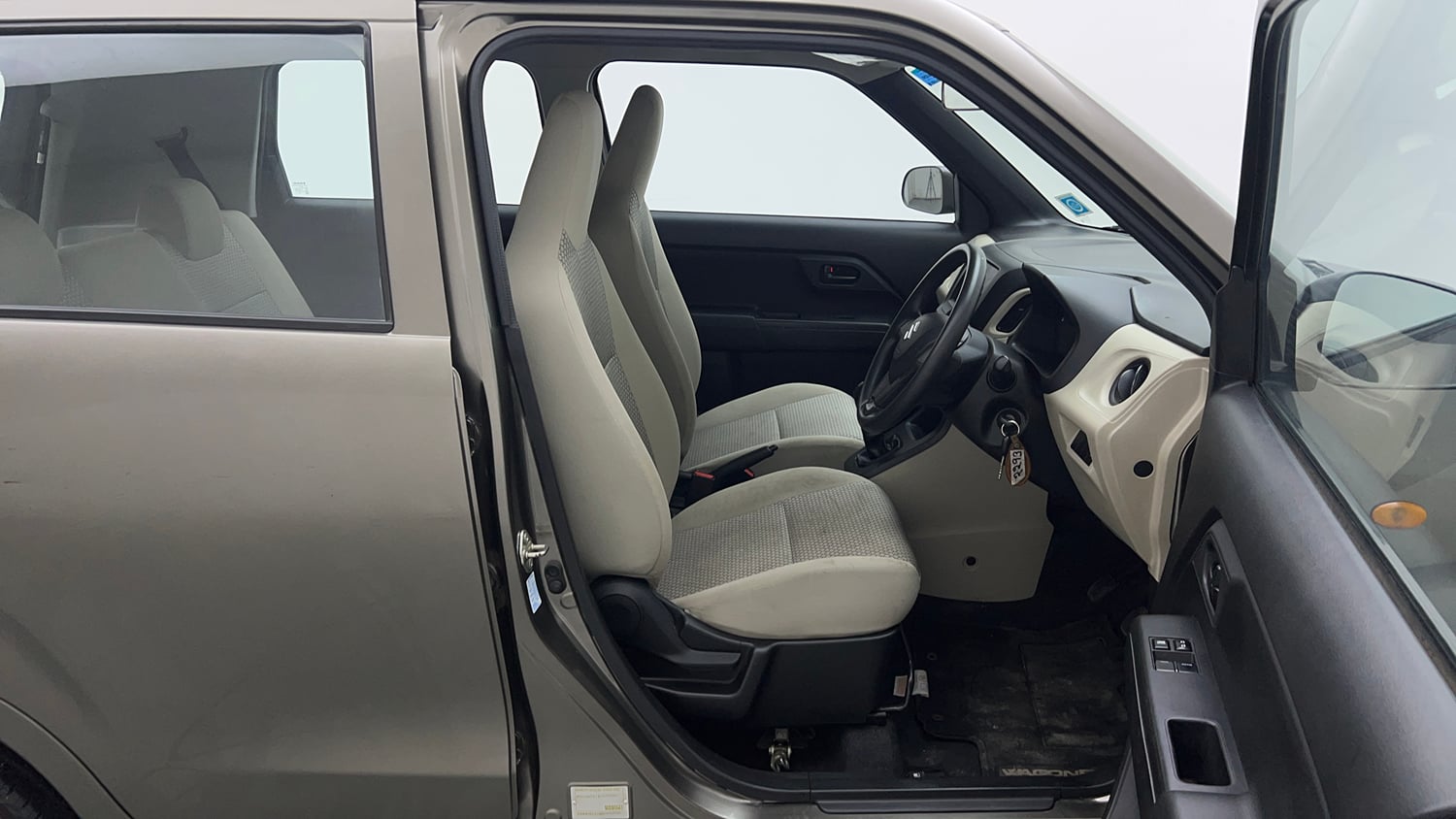Used 2020 Maruti Suzuki Wagon R 1.0 LXi 1.0 Petrol Manual interior RIGHT SIDE FRONT DOOR CABIN VIEW