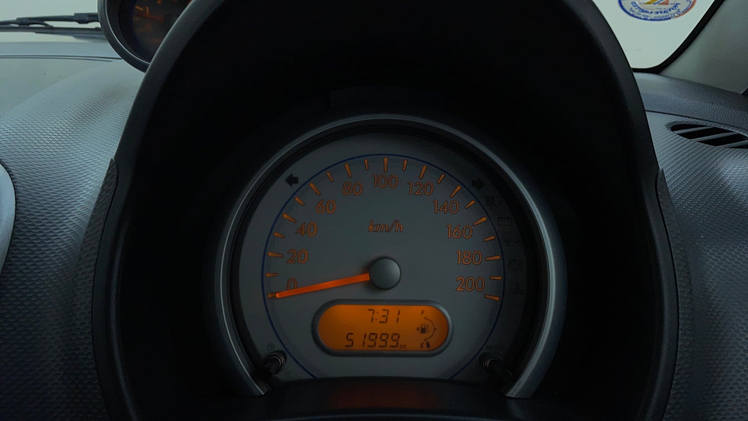 Used 2015 Maruti Suzuki Ritz Zxi BS-IV Petrol Manual interior CLUSTERMETER VIEW