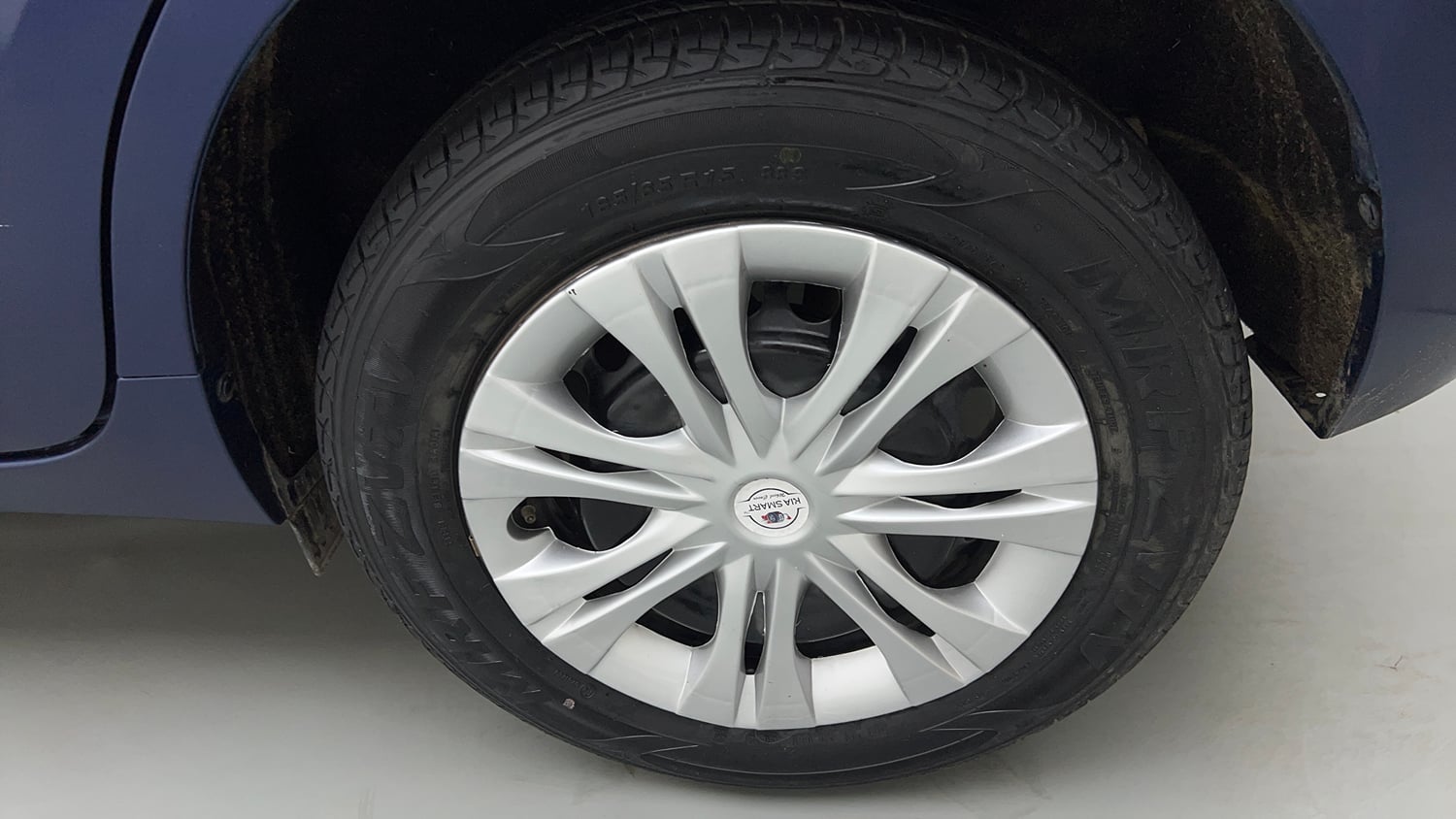 Used 2018 Maruti Suzuki Baleno Delta 1.2 Petrol Manual tyres LEFT REAR TYRE RIM VIEW