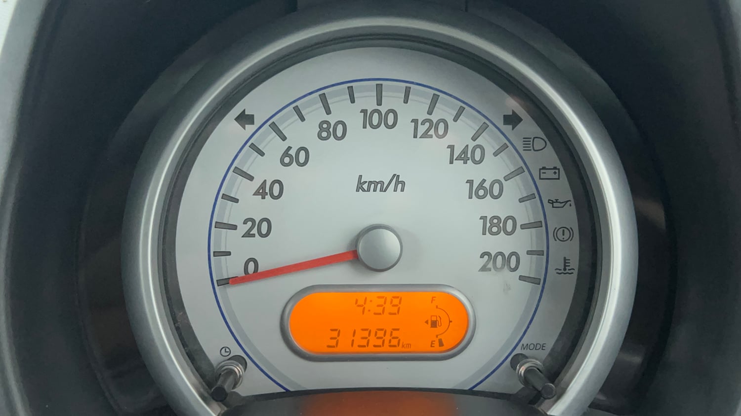 Used 2013 Maruti Suzuki Ritz Vxi BS-IV Petrol Manual interior CLUSTERMETER VIEW