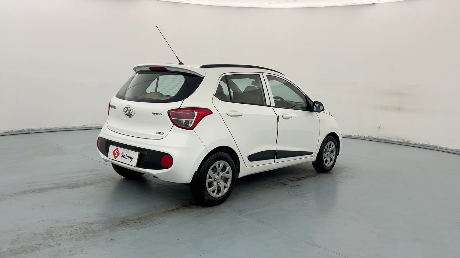 Used 2019 Hyundai Grand i10 Sportz 1.2 Kappa VTVT Petrol Manual exterior RIGHT REAR CORNER VIEW