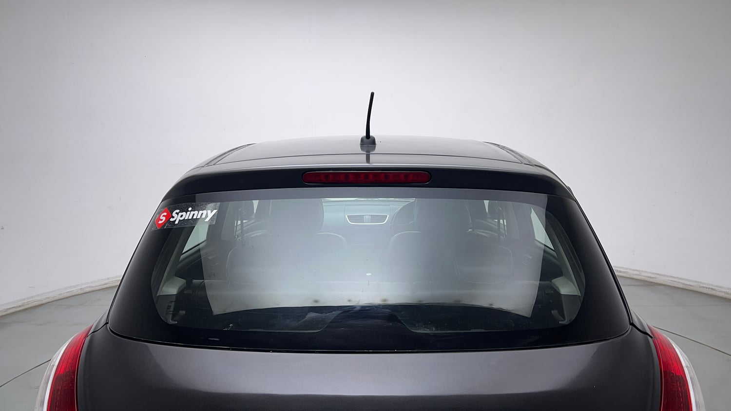 Used 2017 Maruti Suzuki Swift Lxi (O) Petrol Manual exterior BACK WINDSHIELD VIEW