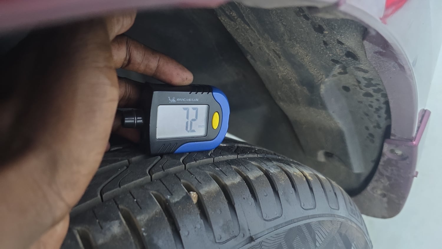 Used 2019 Maruti Suzuki Ciaz Delta Hybrid 1.5 Petrol Manual tyres LEFT REAR TYRE TREAD VIEW