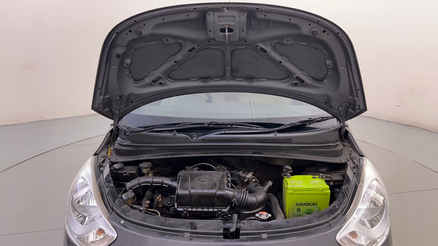 Used 2015 Hyundai i10 Sportz 1.1 iRDE2 Petrol Manual engine ENGINE & BONNET OPEN FRONT VIEW