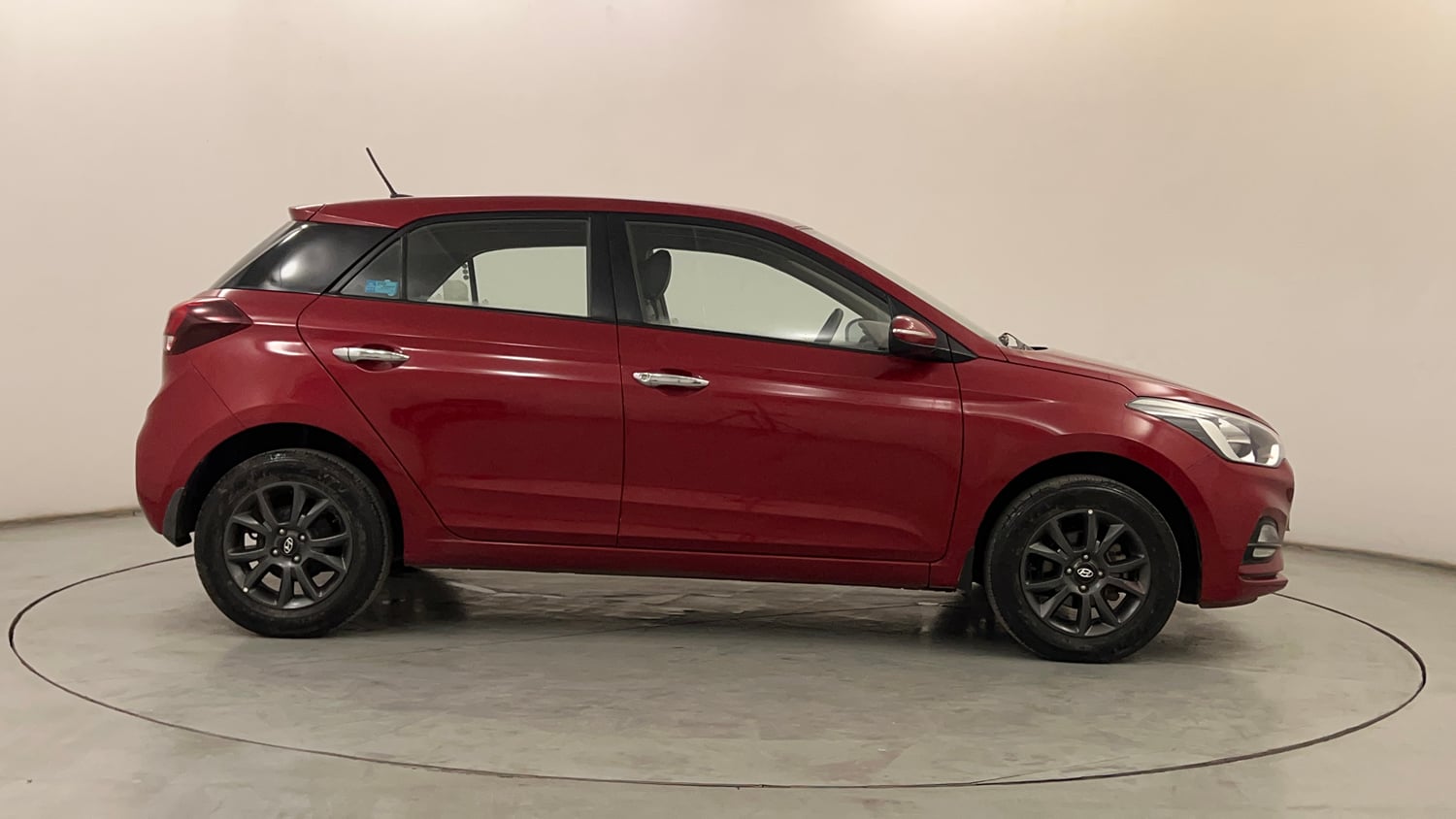 Used 2019 Hyundai Elite i20 Sportz Plus 1.2 Petrol Manual exterior RIGHT SIDE VIEW