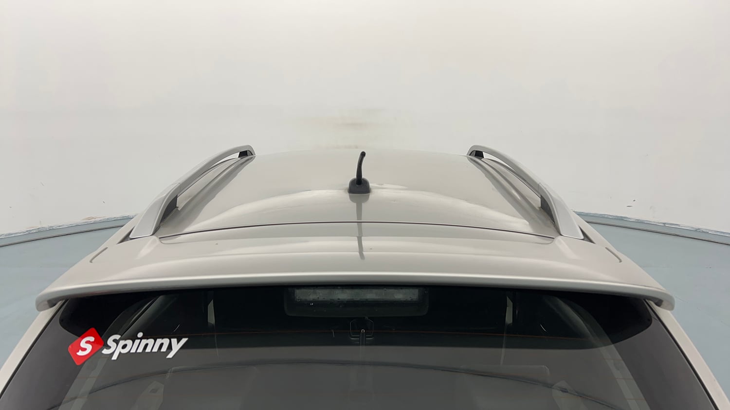 Used 2023 Maruti Suzuki Ignis Zeta 1.2 MT Petrol Manual exterior EXTERIOR ROOF VIEW