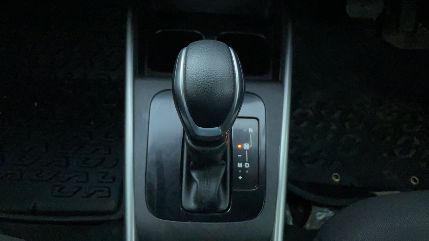 Used 2022 Maruti Suzuki Baleno Alpha AGS Petrol Automatic interior GEAR  KNOB VIEW