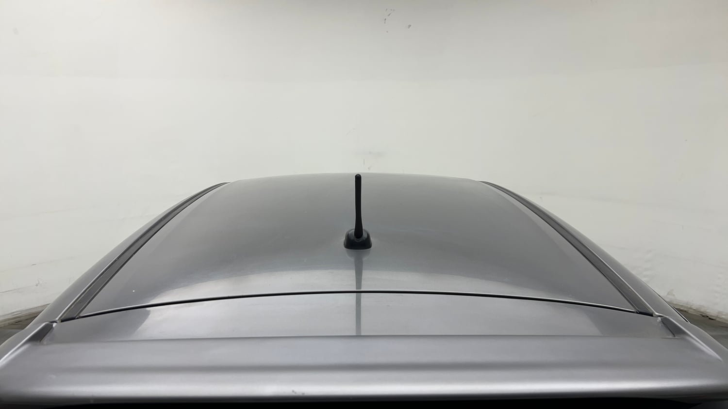 Used 2015 Maruti Suzuki Swift ZXi Petrol Manual exterior EXTERIOR ROOF VIEW