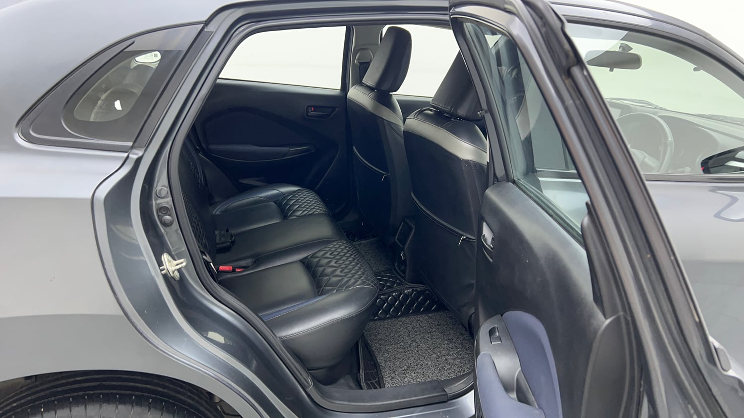 Used 2022 Maruti Suzuki Baleno Sigma MT Petrol Manual interior RIGHT SIDE REAR DOOR CABIN VIEW