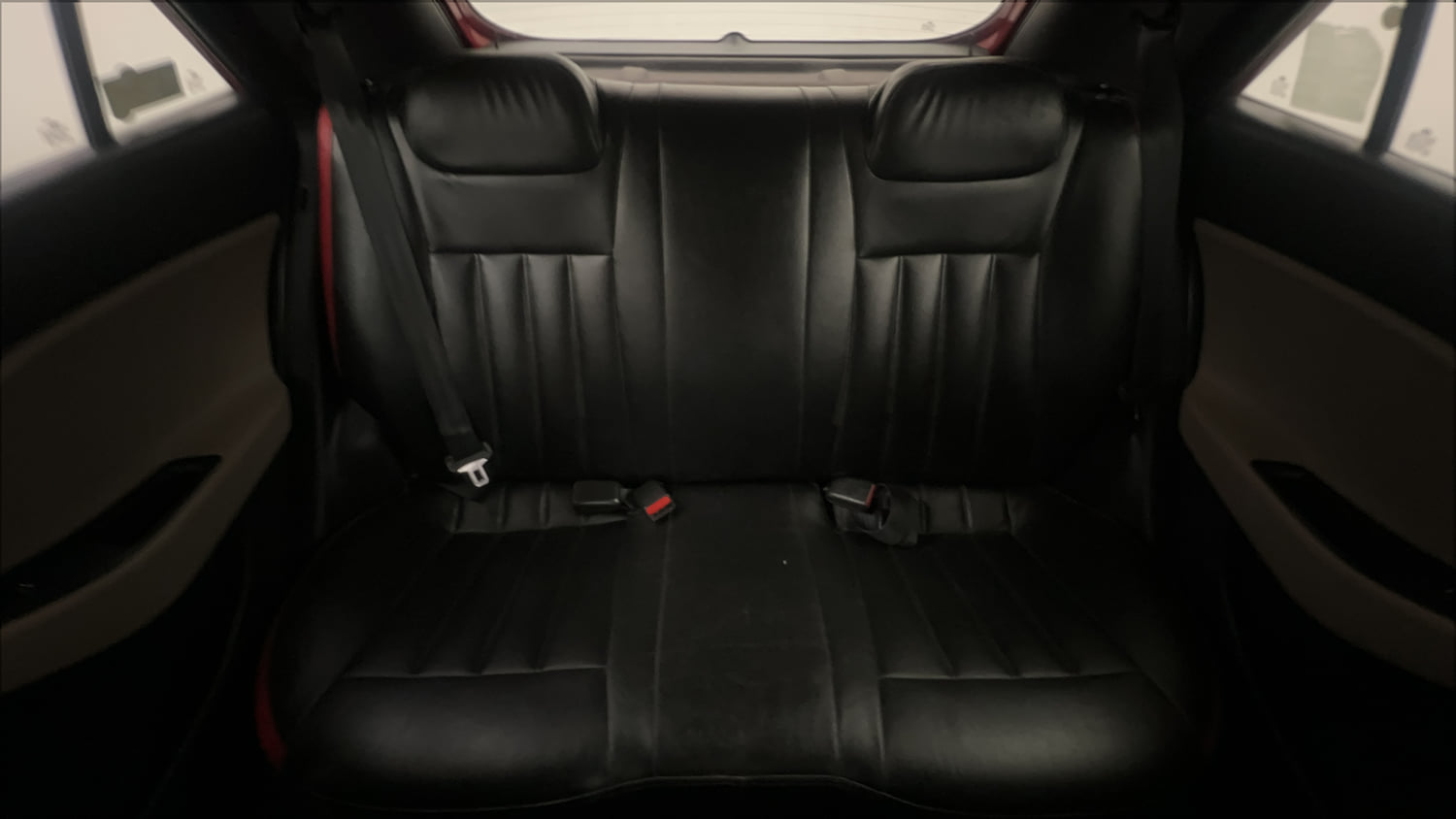 Used 2019 Hyundai Elite i20 Sportz Plus 1.2 Petrol Manual interior REAR SEAT CONDITION VIEW