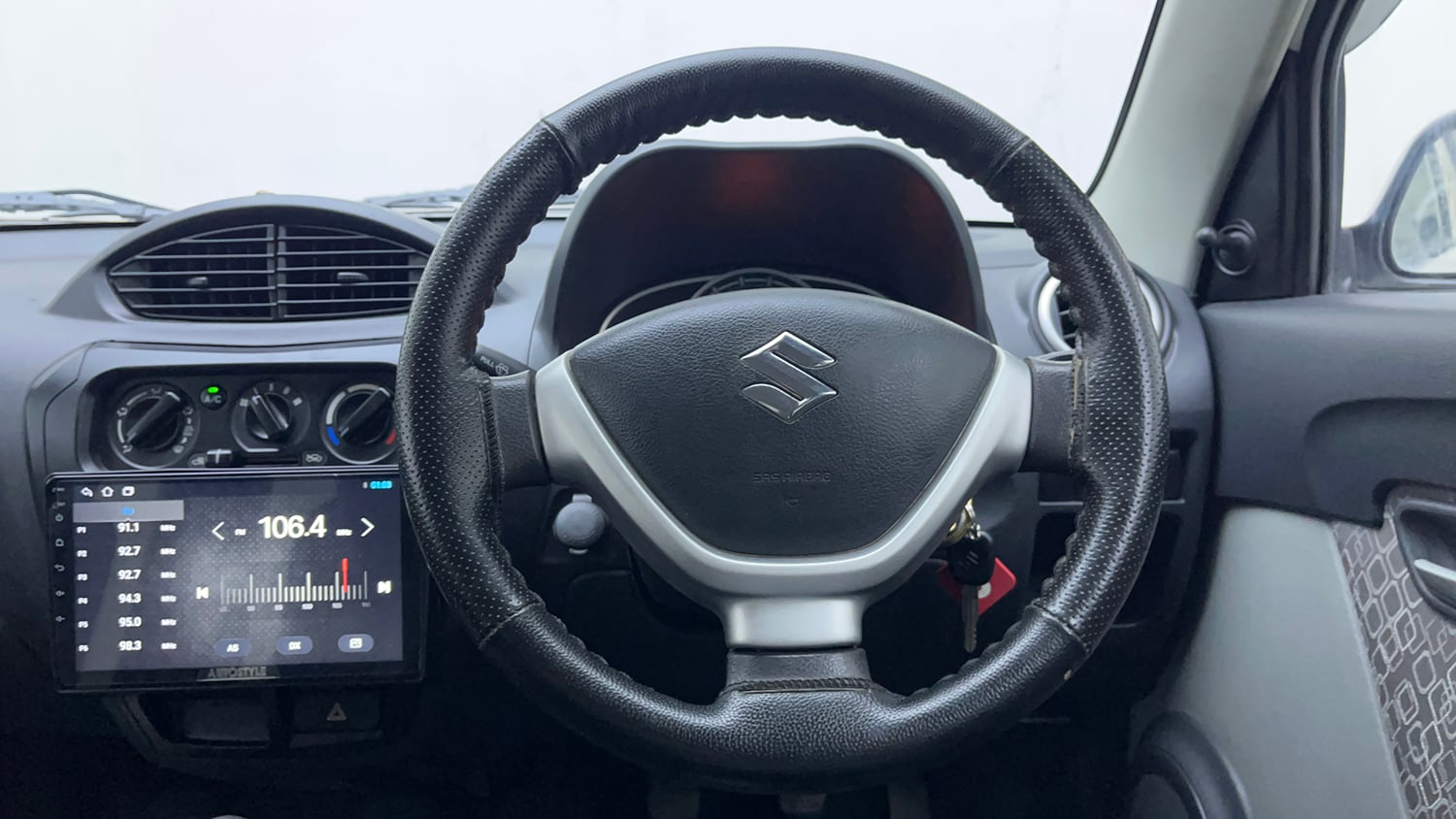Used 2017 Maruti Suzuki Alto 800 VXi (O) Petrol Manual interior STEERING VIEW