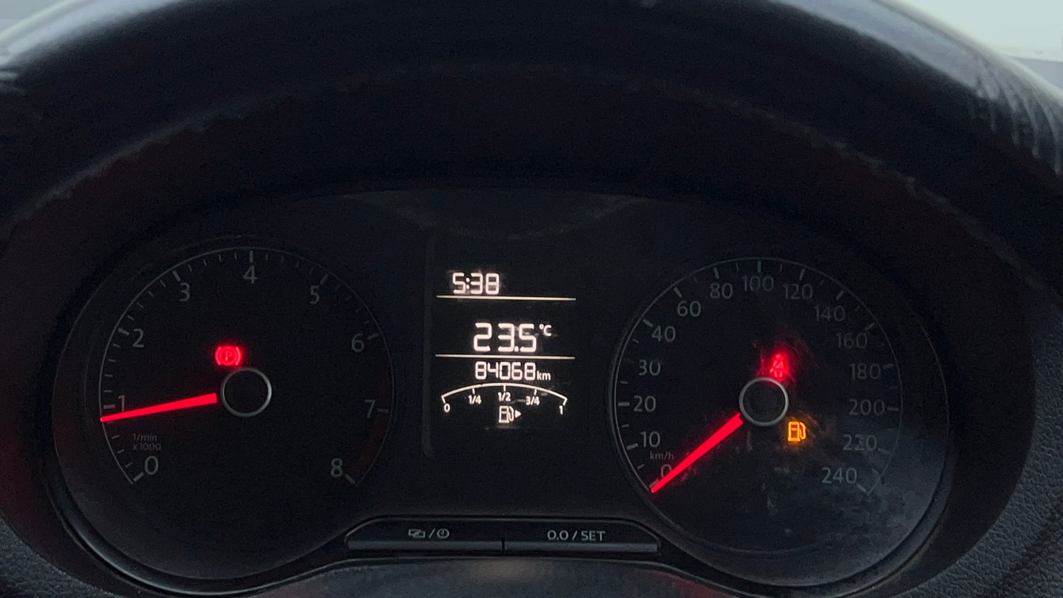 Used 2020 Volkswagen Ameo Trendline 1.0L (P) Petrol Manual interior CLUSTERMETER VIEW
