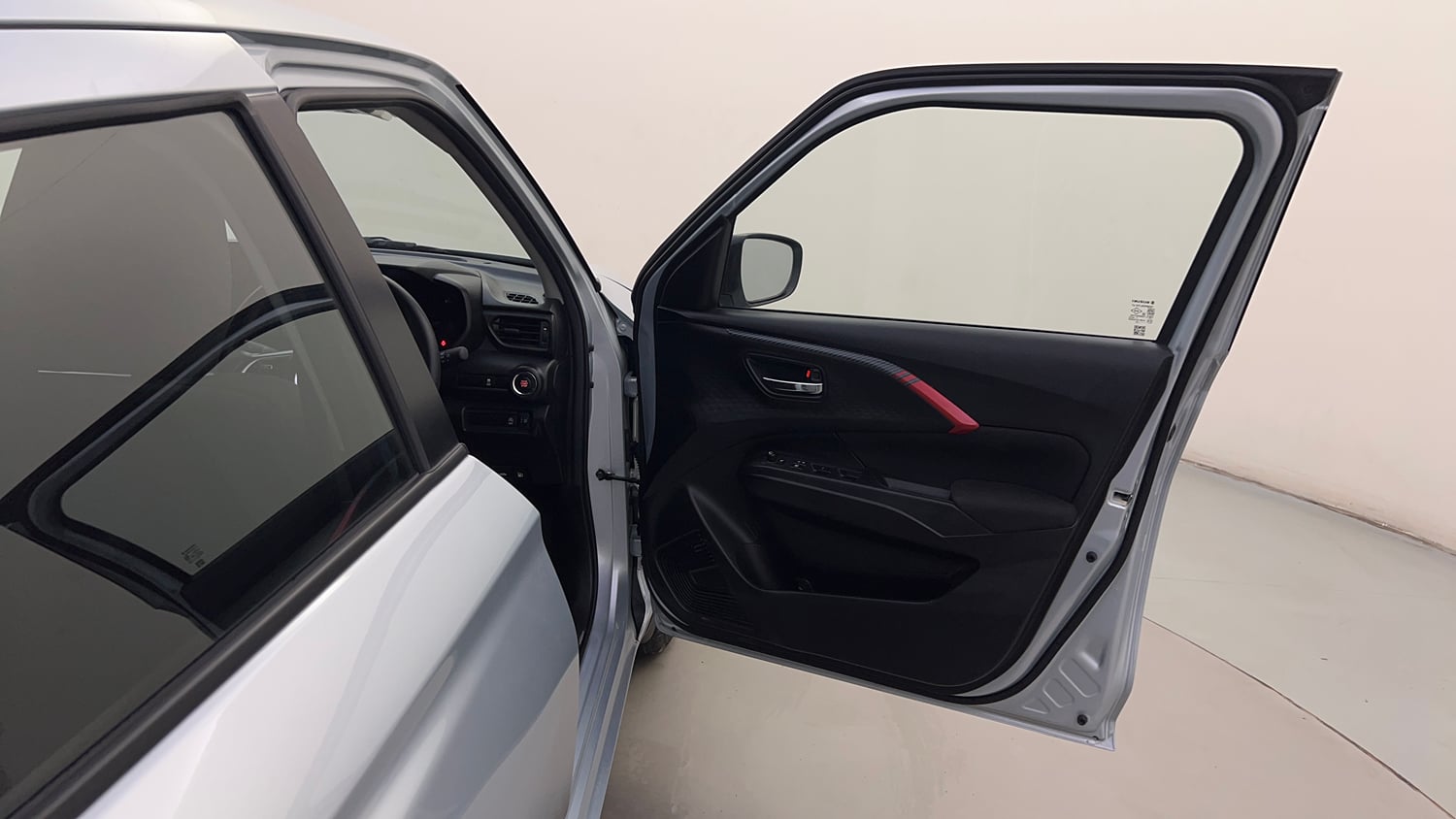 Used 2026 Maruti Suzuki Swift VXi (O) Petrol Manual interior RIGHT FRONT DOOR OPEN VIEW