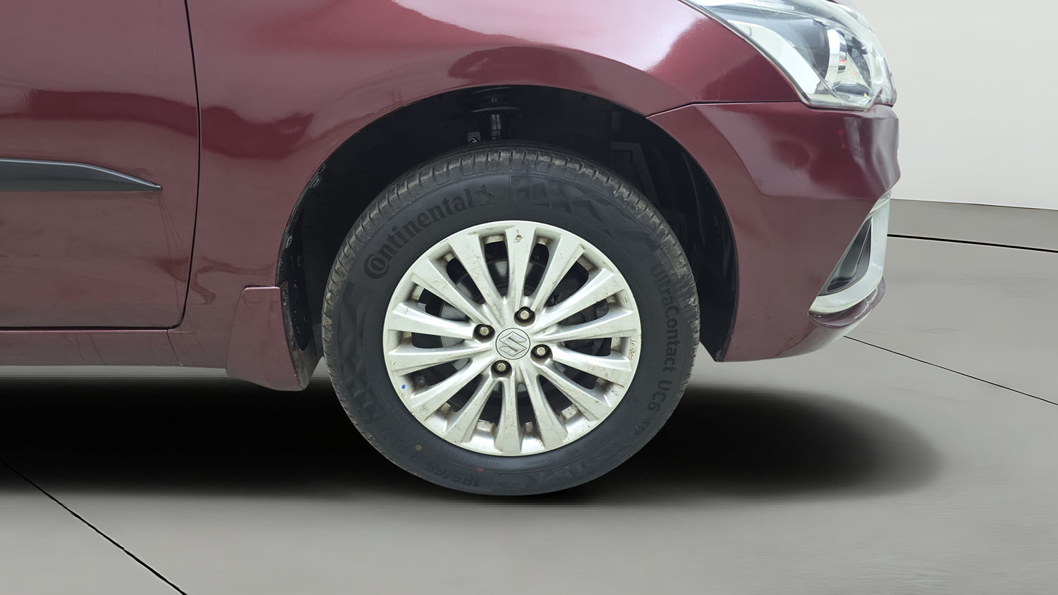 Used 2019 Maruti Suzuki Ciaz Delta Hybrid 1.5 Petrol Manual tyres RIGHT FRONT TYRE RIM VIEW