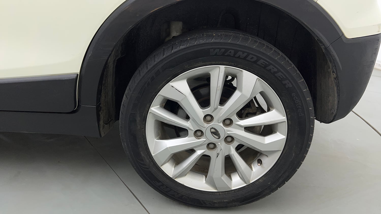 Used 2021 Mahindra XUV 300 W8 1.2 Petrol Petrol Manual tyres LEFT REAR TYRE RIM VIEW