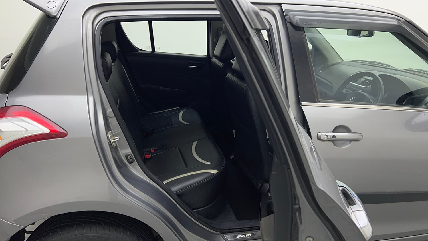 Used 2015 Maruti Suzuki Swift ZXi Petrol Manual interior RIGHT SIDE REAR DOOR CABIN VIEW