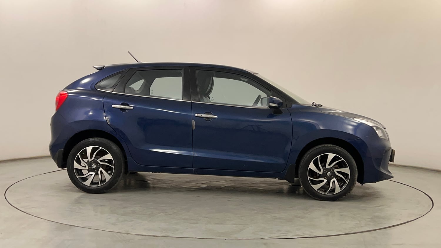 Used 2021 Maruti Suzuki Baleno Zeta Petrol Manual exterior RIGHT SIDE VIEW