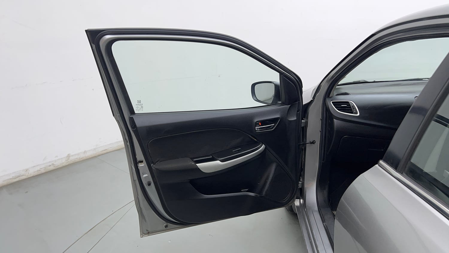 Used 2017 Maruti Suzuki Baleno Delta 1.2 Petrol Manual interior LEFT FRONT DOOR OPEN VIEW