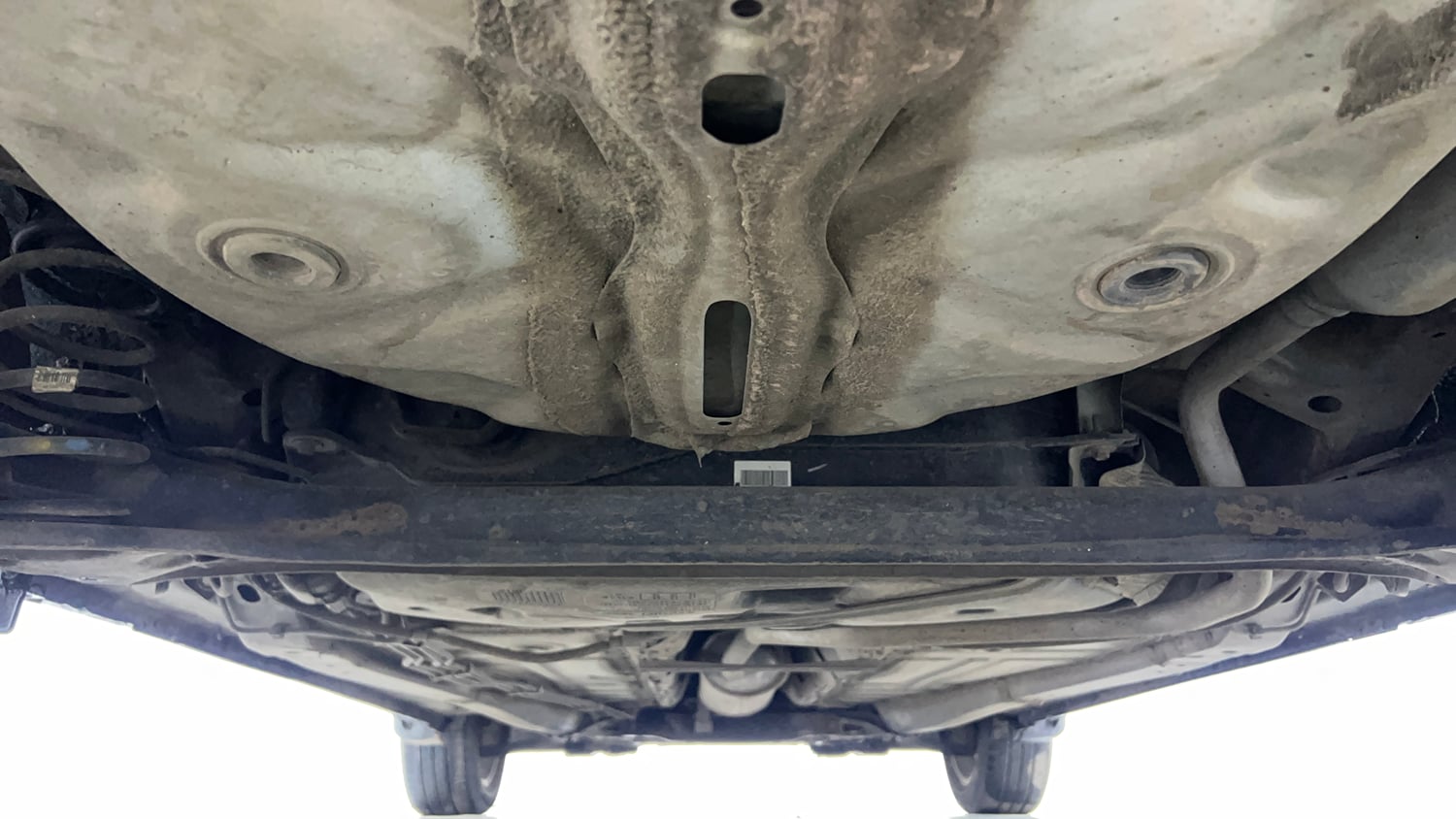Used 2017 Maruti Suzuki Baleno Alpha 1.2 Petrol Manual extra REAR UNDERBODY VIEW (TAKEN FROM REAR)