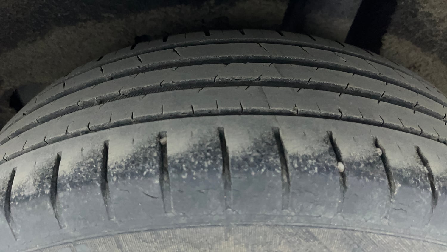 Used 2022 Maruti Suzuki Baleno Zeta Petrol Manual tyres LEFT REAR TYRE TREAD VIEW