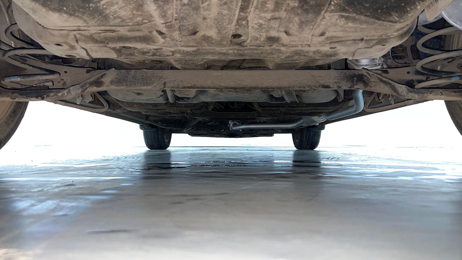 Used 2022 Honda City VX CVT Petrol Petrol Automatic extra REAR UNDERBODY VIEW (TAKEN FROM REAR)