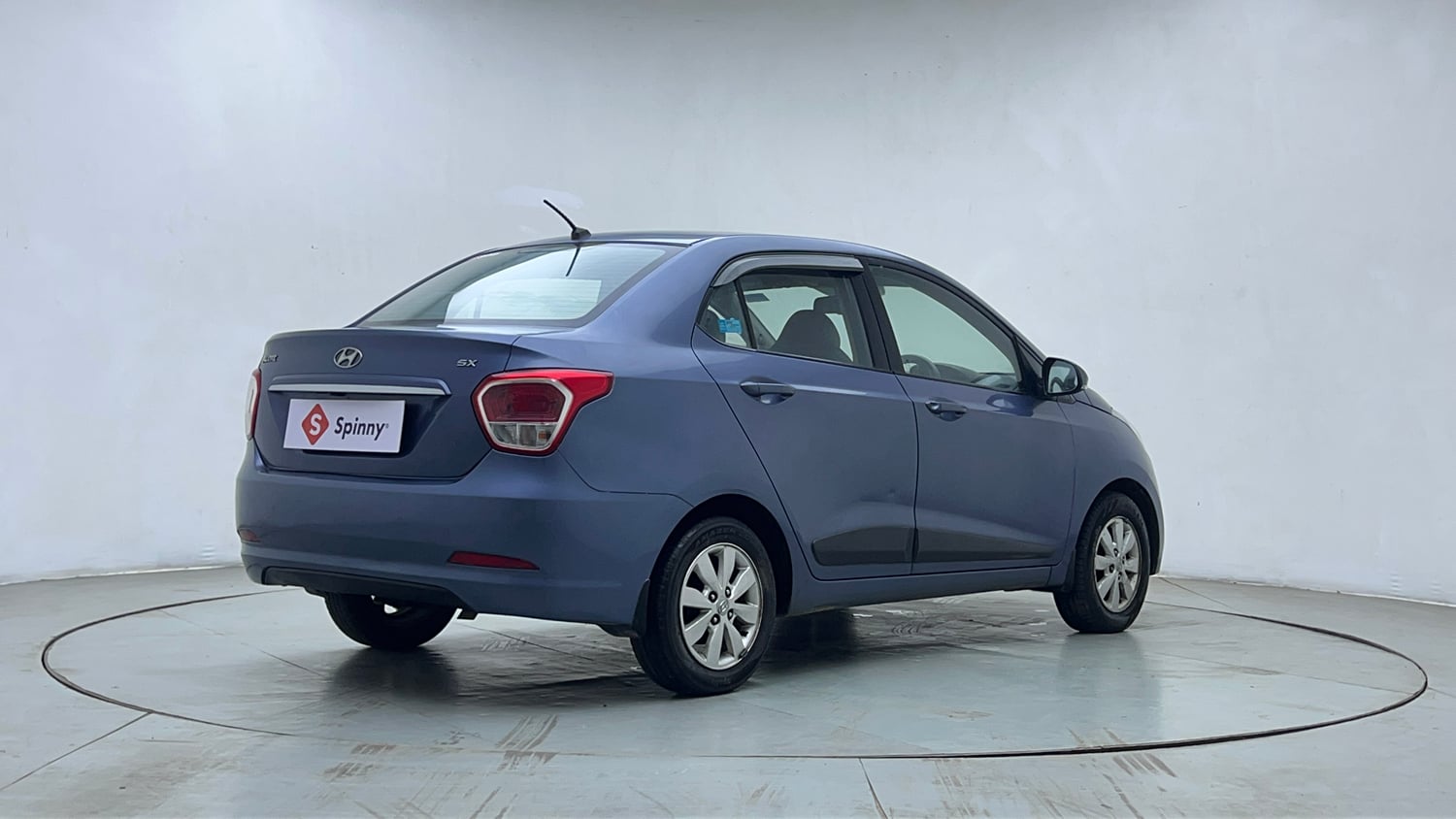 Used 2015 Hyundai Xcent SX 1.2 Petrol Manual exterior RIGHT REAR CORNER VIEW