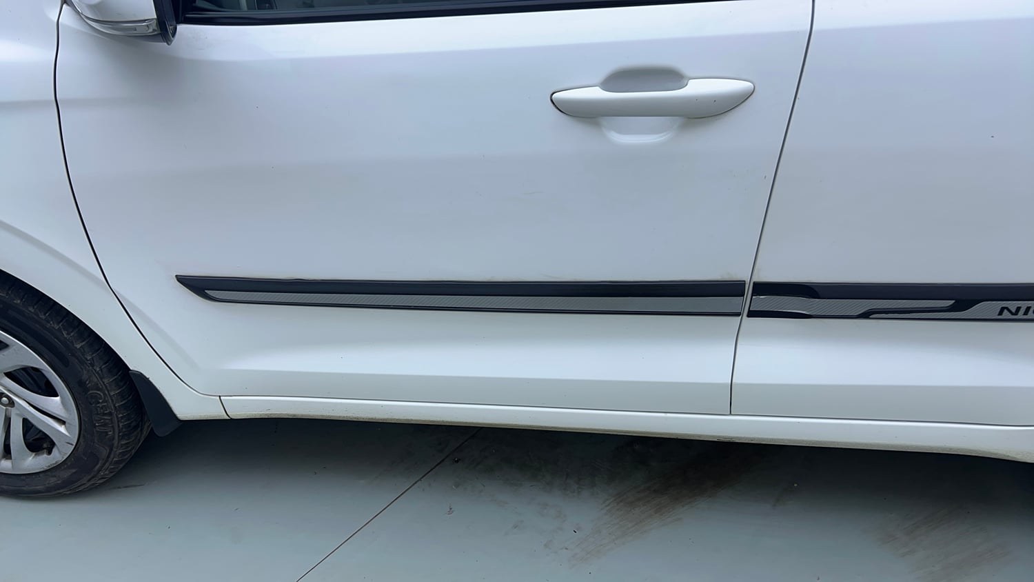 Used 2022 Hyundai Grand i10 Nios Magna AMT 1.2 Kappa VTVT Petrol Automatic dents MINOR SCRATCH