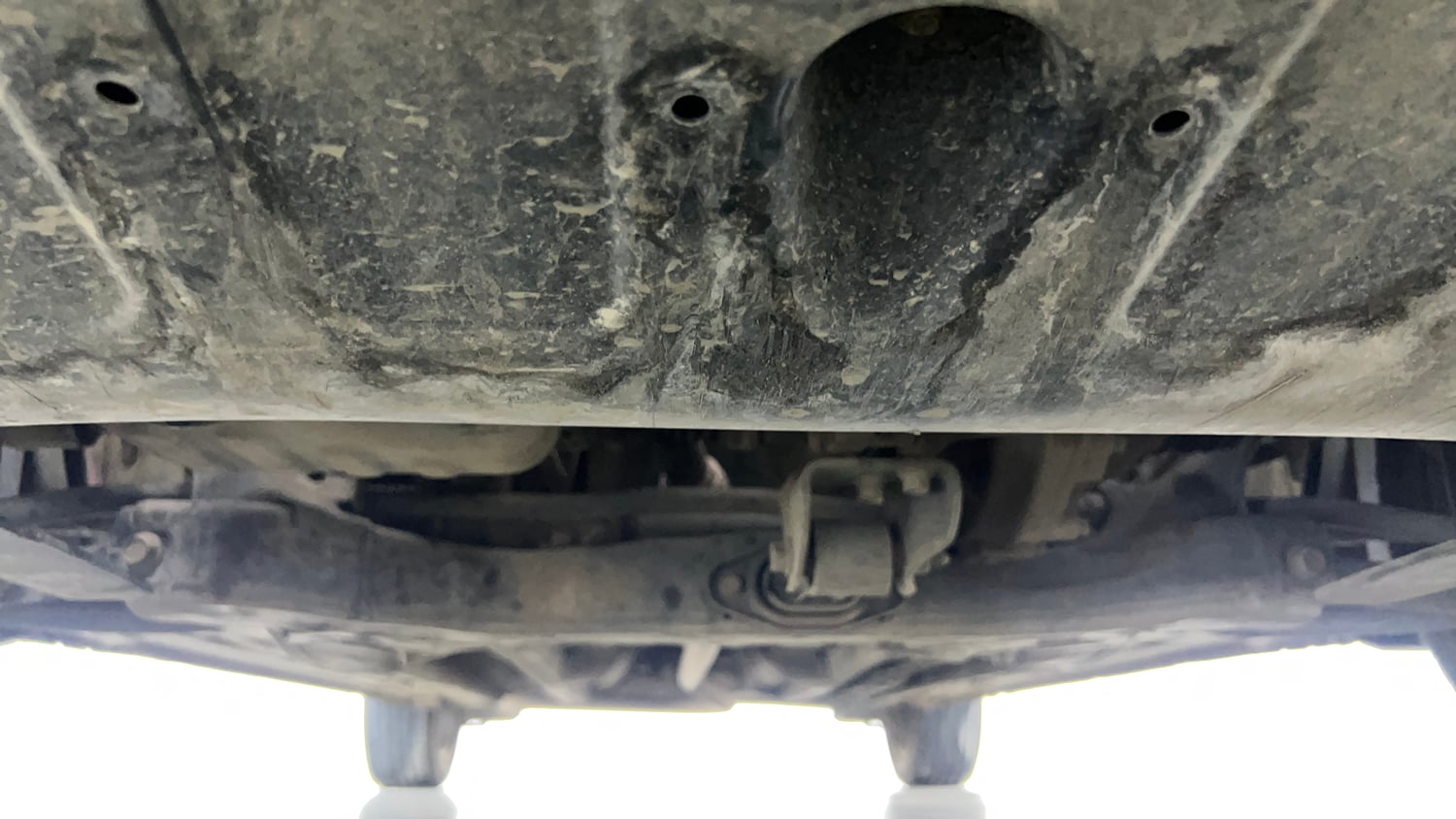 Used 2018 Hyundai Elite i20 Asta 1.2 (O) Petrol Manual extra FRONT LEFT UNDERBODY VIEW