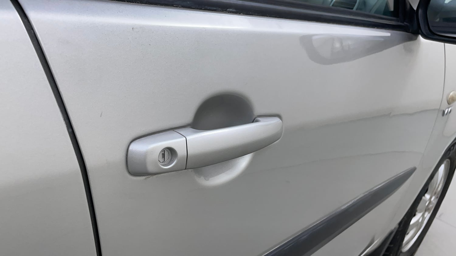 Used 2015 Maruti Suzuki Ritz Zxi BS-IV Petrol Manual dents MINOR SCRATCH