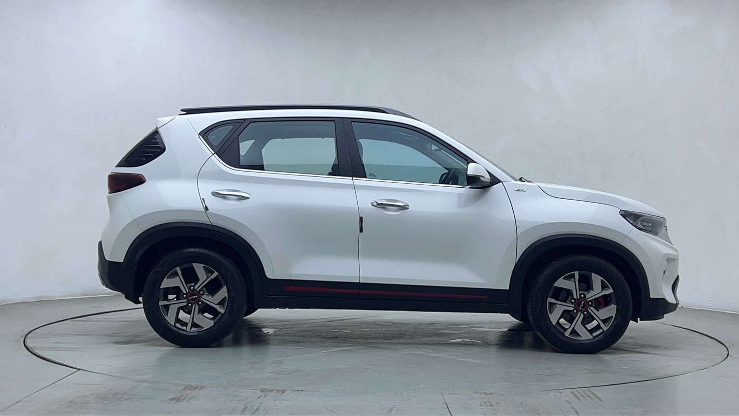 Used 2022 Kia Sonet GTX Plus 1.0 iMT Petrol Manual exterior RIGHT SIDE VIEW