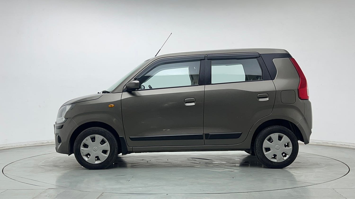 Used 2019 Maruti Suzuki Wagon R VXi (O) 1.2 AMT Petrol Automatic exterior LEFT SIDE VIEW