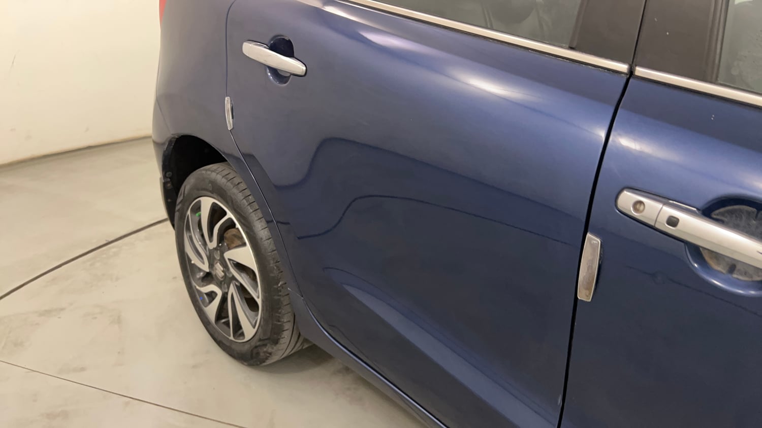 Used 2021 Maruti Suzuki Baleno Zeta Petrol Manual dents MINOR DENT