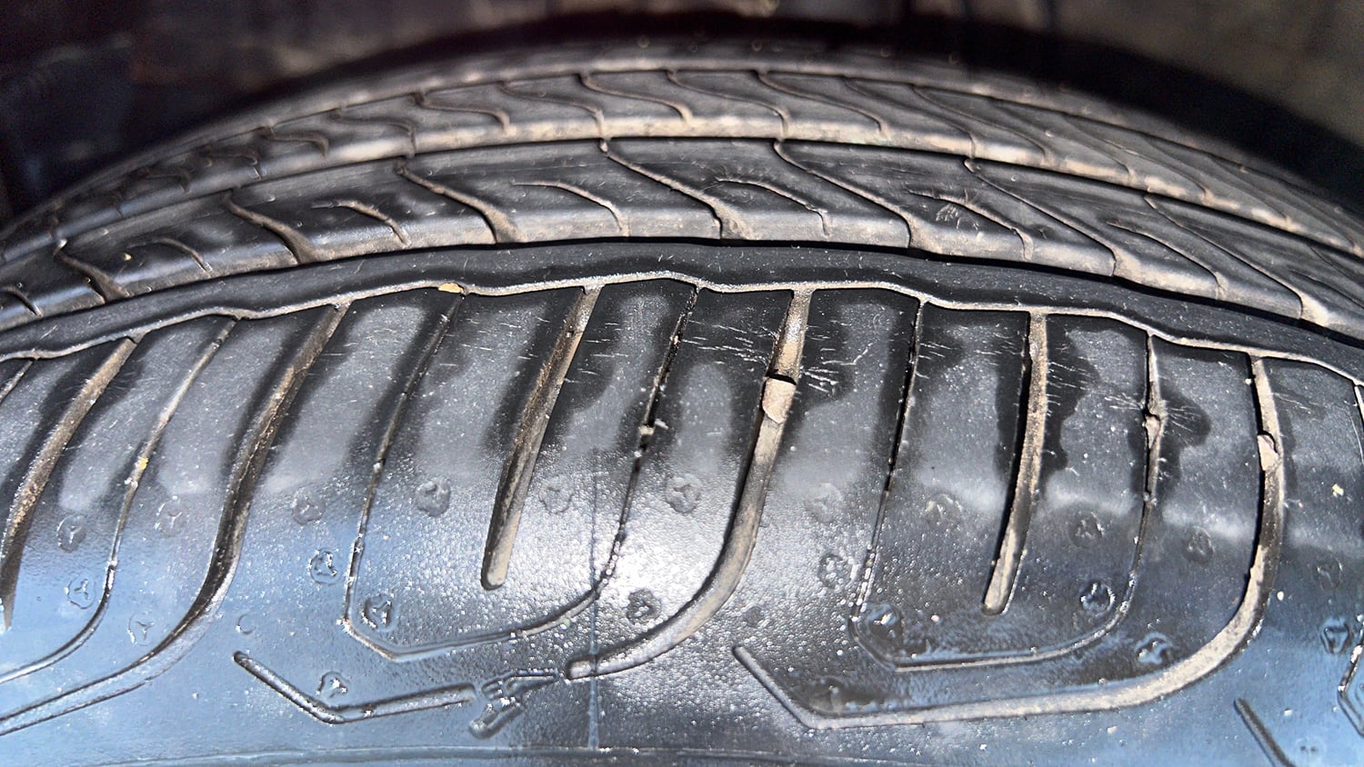Used 2022 Honda City VX CVT Petrol Petrol Automatic tyres LEFT FRONT TYRE TREAD VIEW