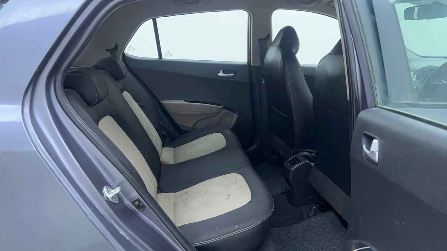 Used 2018 Hyundai Grand i10 Asta U2 1.2 CRDi Diesel Manual interior RIGHT SIDE REAR DOOR CABIN VIEW