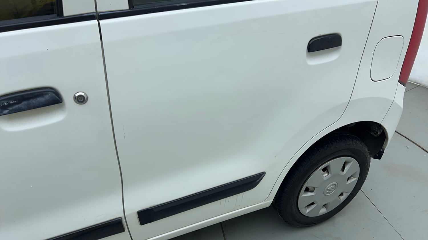 Used 2018 Maruti Suzuki Wagon R LXI Petrol Manual dents MINOR SCRATCH