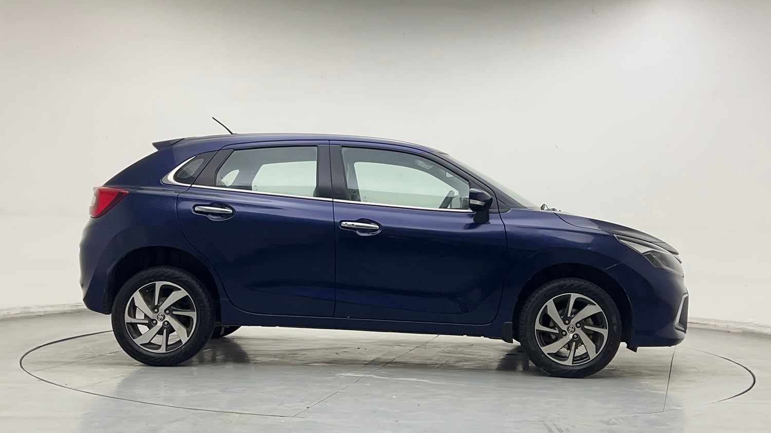 Used 2023 Toyota Glanza G Petrol Manual exterior RIGHT SIDE VIEW