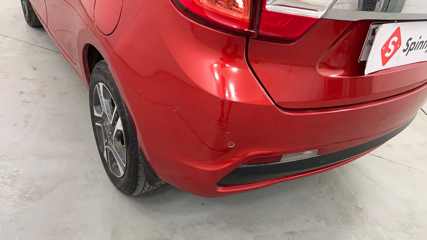 Used 2017 Tata Tigor Revotron XZ (O) Petrol Manual dents MINOR DENT